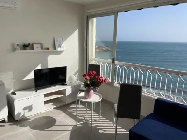 Precioso Apartamento A Estrenar En Primera Linea De Playa Бенидорм Экстерьер фото