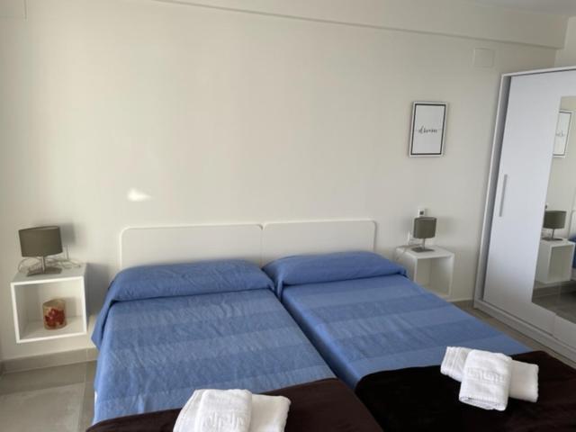 Precioso Apartamento A Estrenar En Primera Linea De Playa Бенидорм Экстерьер фото
