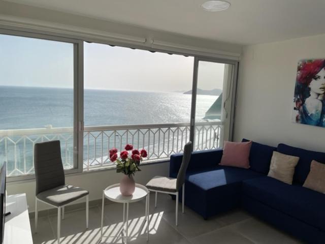 Precioso Apartamento A Estrenar En Primera Linea De Playa Бенидорм Экстерьер фото
